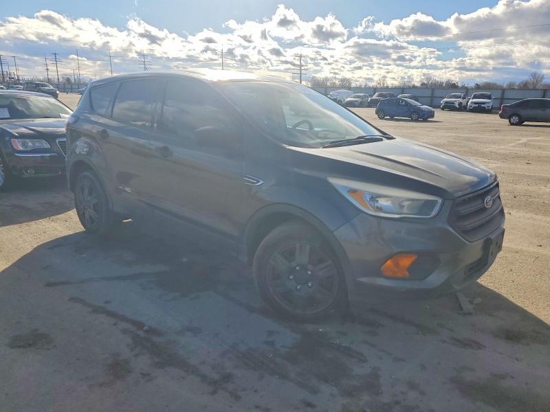 Photo 4 from auction – 2017 FORD ESCAPE S with VIN 1FMCU0F77HUE07447