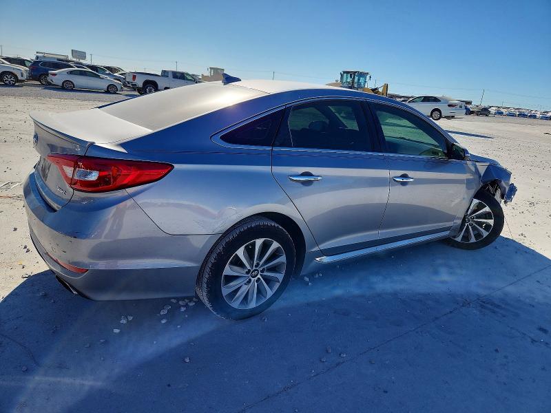 Photo 3 from auction – 2015 HYUNDAI SONATA SPO with VIN 5NPE34AF3FH057859