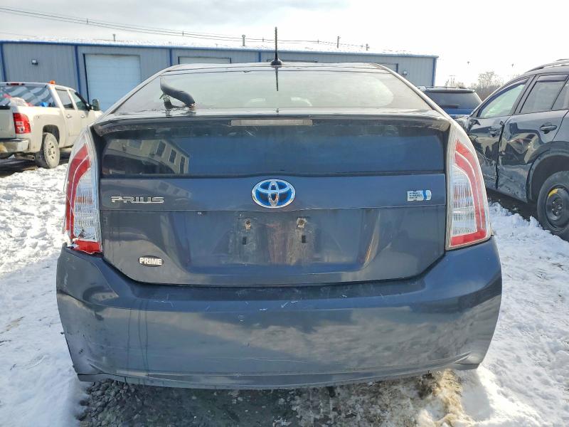 Photo 6 from auction – 2013 TOYOTA PRIUS with VIN JTDKN3DU9D1644038