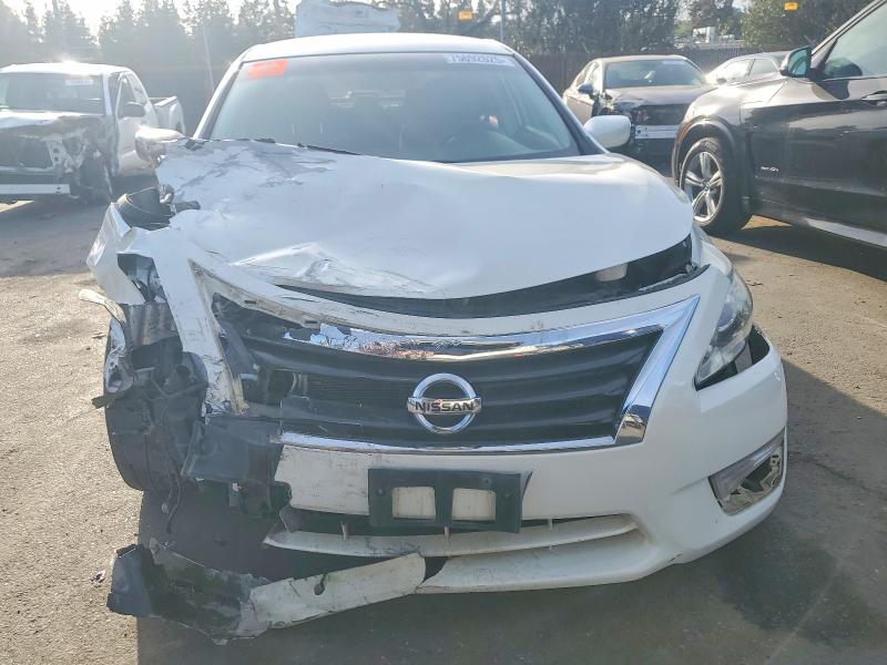 Photo 5 from auction – 2013 NISSAN ALTIMA 2.5 with VIN 1N4AL3AP4DC176441