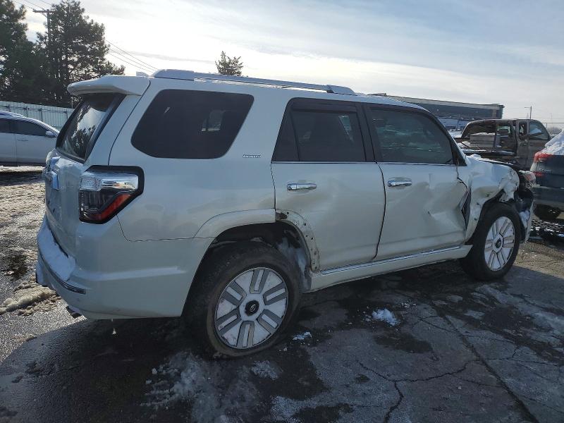Photo 3 from auction – 2016 TOYOTA 4RUNNER with VIN JTEBU5JR6G5364147
