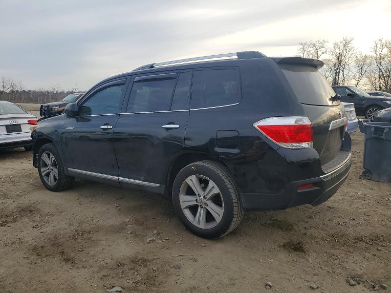 Photo 2 from auction – 2012 TOYOTA HIGHLANDER with VIN 5TDDK3EH9CS119873