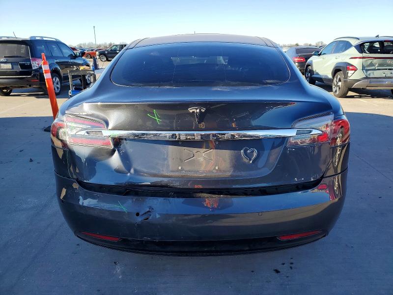 Photo 6 from auction – 2016 TESLA MODEL S with VIN 5YJSA1E13GF162603