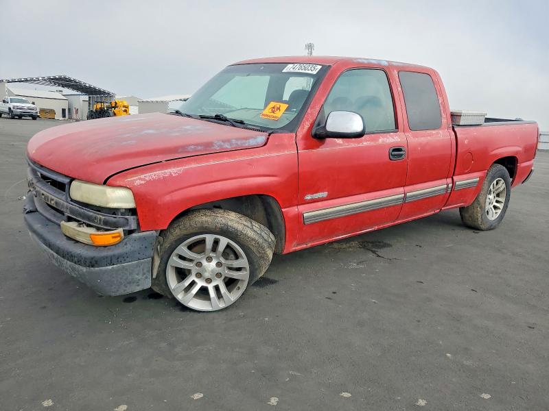 CHEVROLET SILVERADO 2001 with VIN 2GCEC19T811139251 - Photo from auction