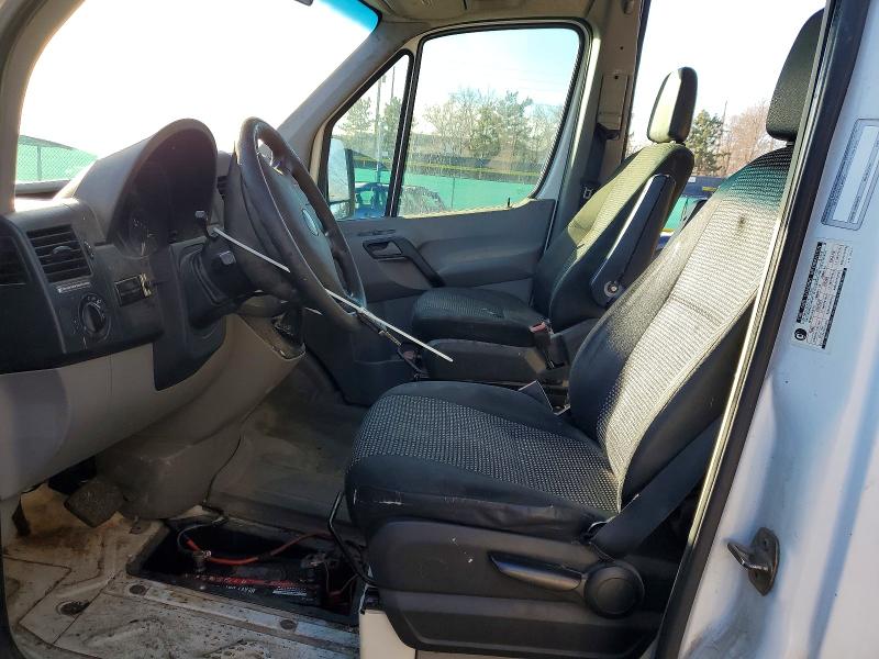 Photo 7 from auction – 2007 FREIGHTLINER SPRINTER 2 with VIN WDYPE845675220085