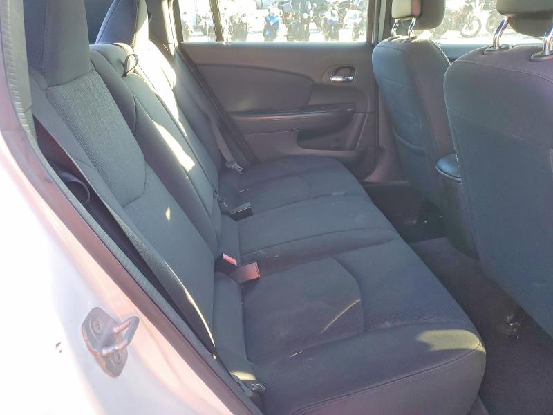 Photo 10 from auction – 2013 CHRYSLER 200 TOURIN with VIN 1C3CCBBG0DN678447