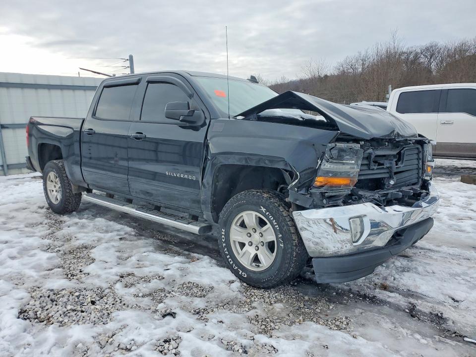 Zdjęcie 4 z aukcji – 2018 CHEVROLET SILVERADO z VIN 3GCUKREC3JG376353