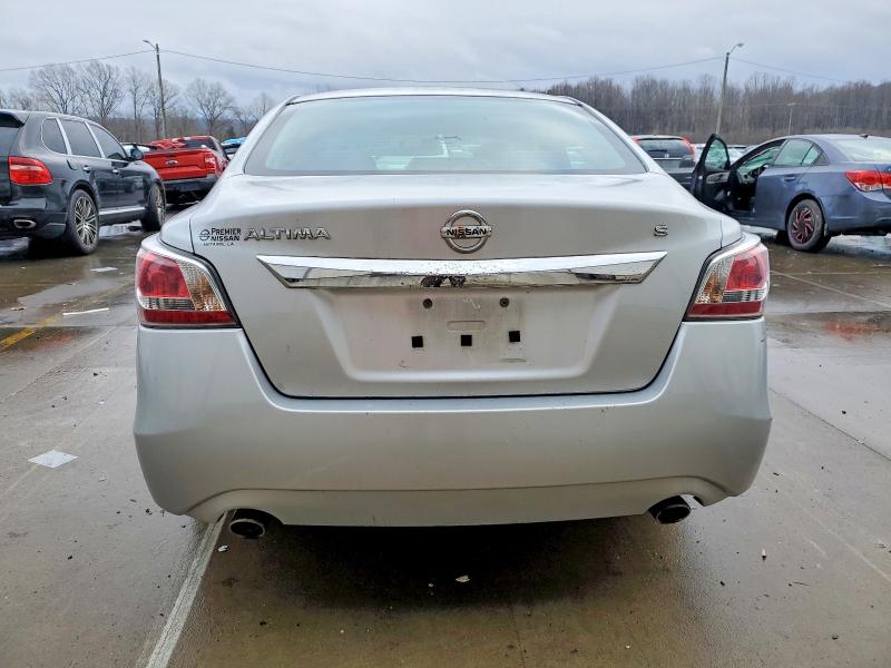 Photo 6 from auction – 2015 NISSAN ALTIMA 2.5 with VIN 1N4AL3AP9FN323716