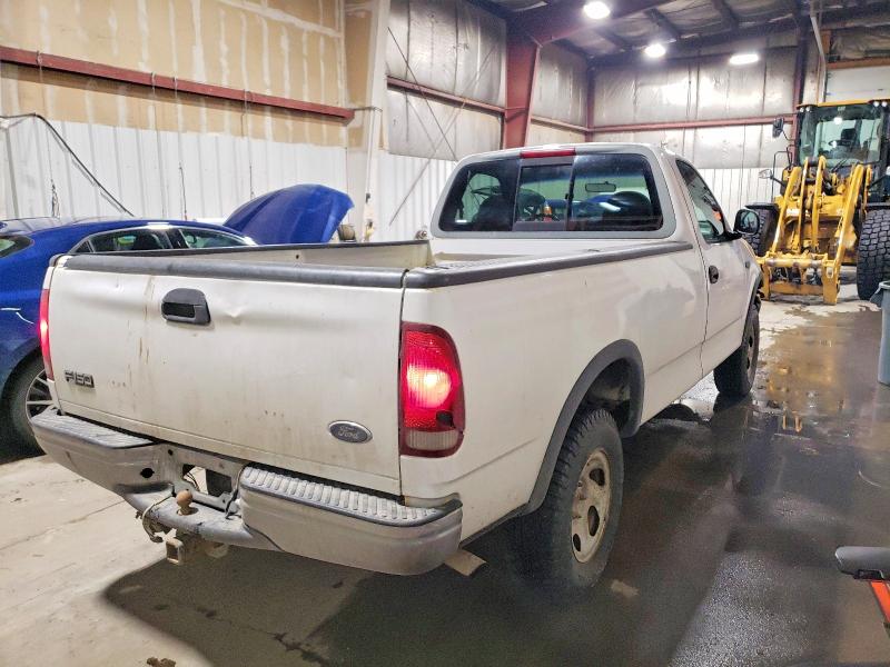 Photo 3 from auction – 1998 FORD F150 with VIN 2FTZF1829WCA54383