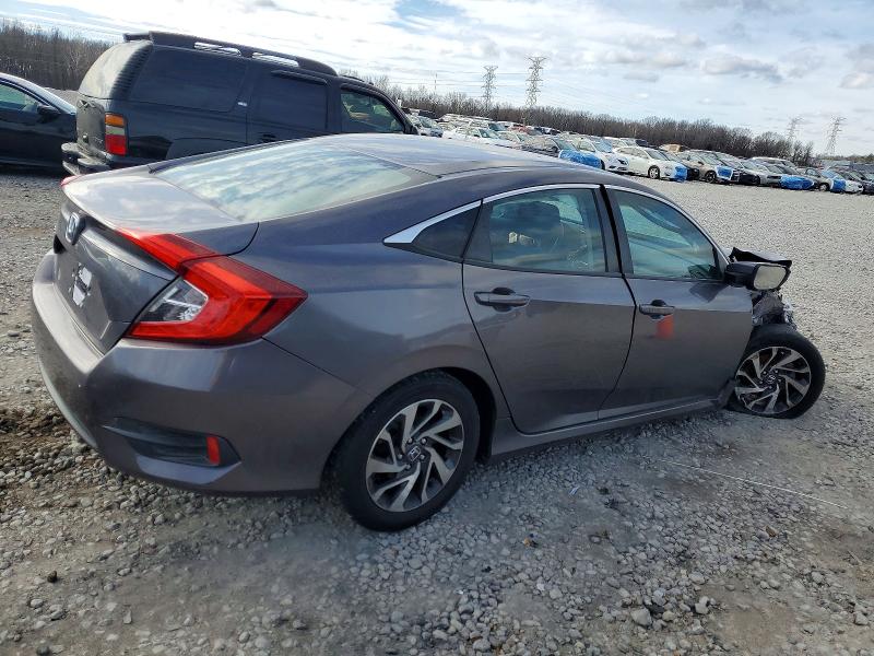 Photo 3 from auction – 2016 HONDA CIVIC with VIN 19XFC2F71GE062784