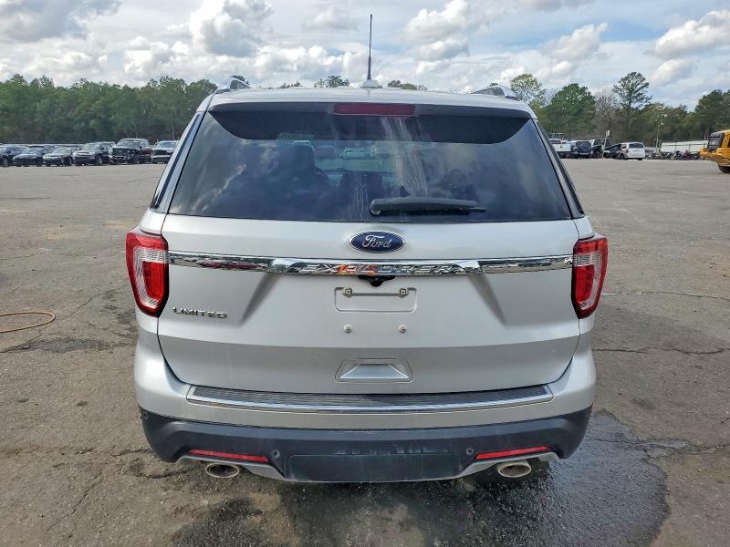 Photo 6 from auction – 2019 FORD EXPLORER L with VIN 1FM5K7F89KGB49373