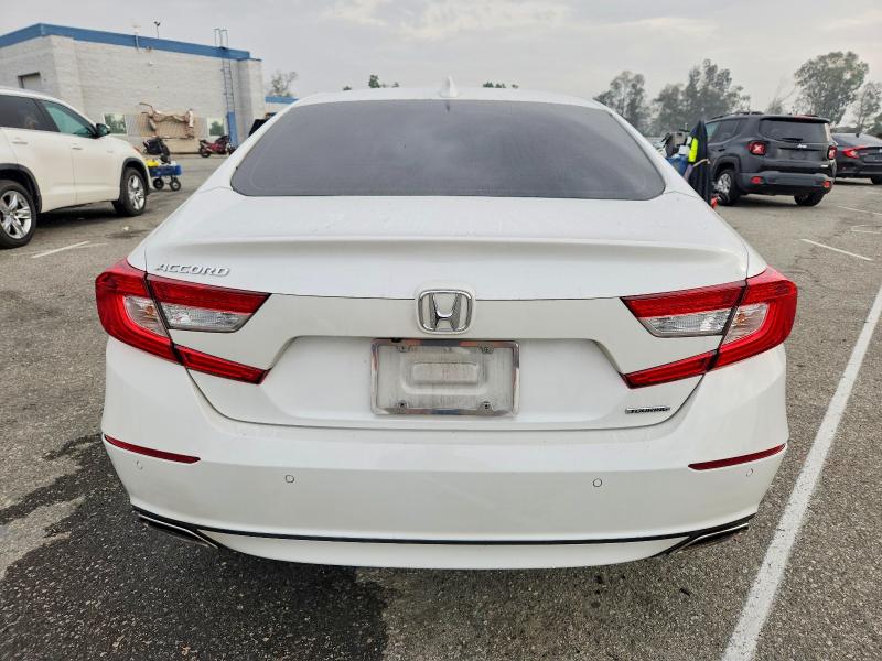 Photo 6 from auction – 2018 HONDA ACCORD with VIN 1HGCV1F95JA059696