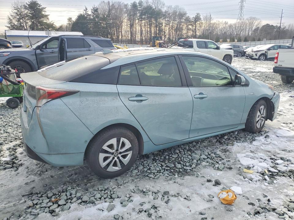 Photo 3 from auction – 2018 TOYOTA PRIUS with VIN JTDKARFUXJ3549564