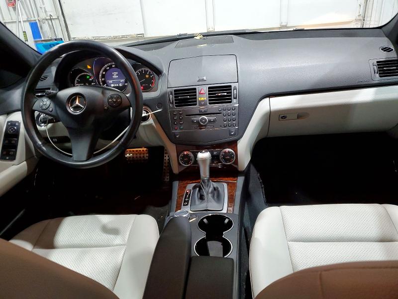 Photo 8 from auction – 2010 MERCEDES-BENZ C 300 4MAT with VIN WDDGF8BB9AF477959