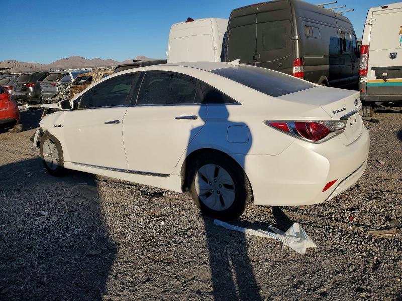 Photo 2 from auction – 2015 HYUNDAI SONATA with VIN KMHEC4A47FA135108