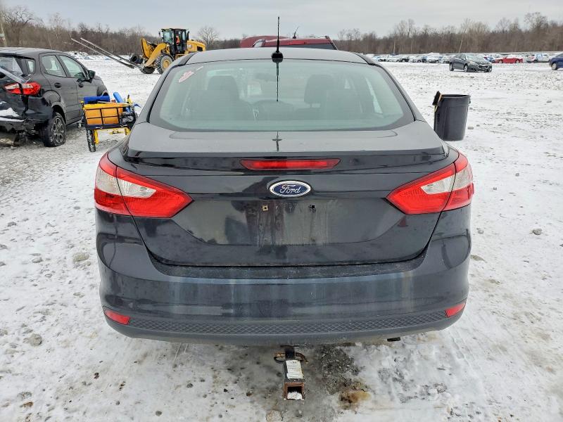 Photo 6 from auction – 2014 FORD FOCUS SE with VIN 1FADP3F22EL193206