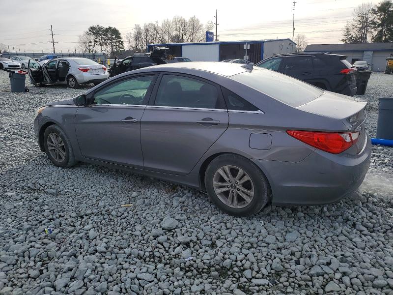Photo 2 from auction – 2012 HYUNDAI SONATA with VIN 5NPEB4ACXCH369410