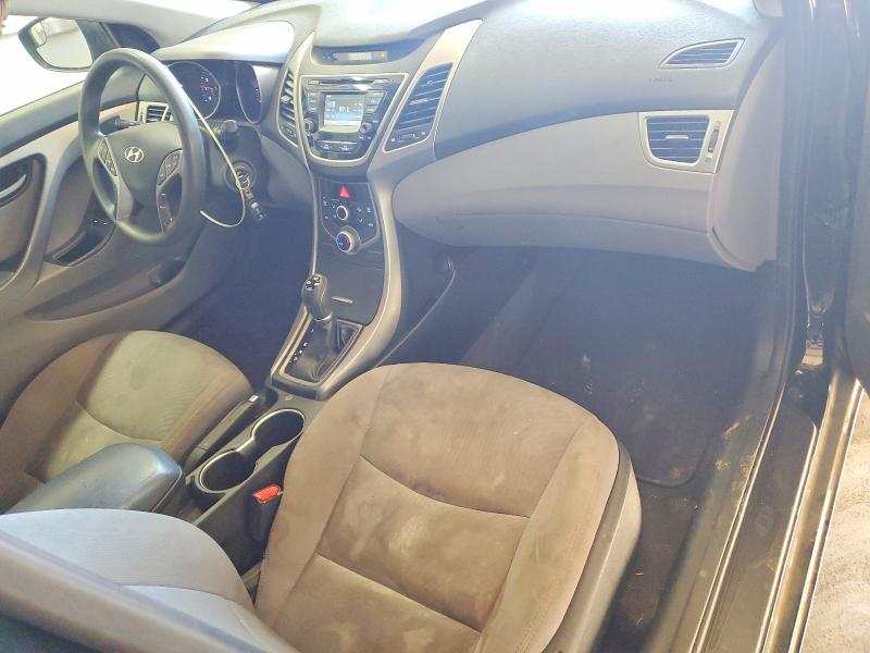 Photo 8 from auction – 2016 HYUNDAI ELANTRA SE with VIN 5NPDH4AE5GH655277