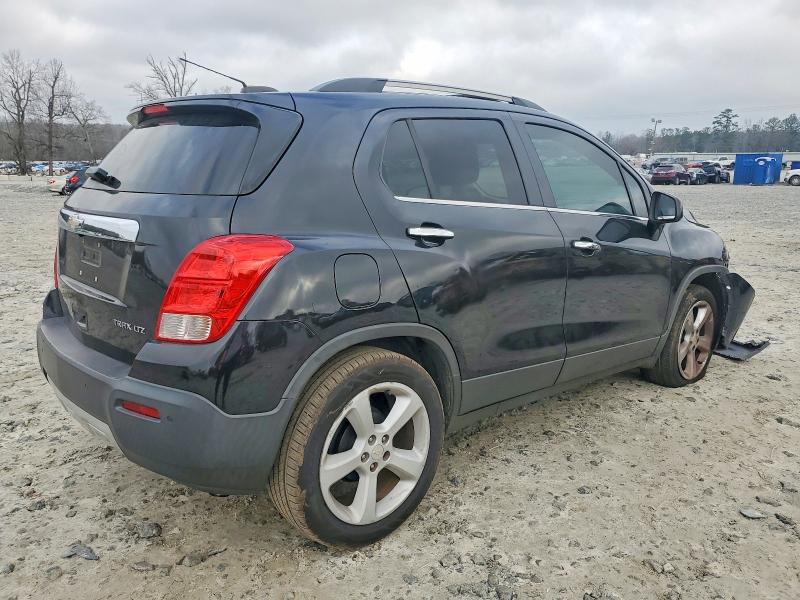 Photo 3 from auction – 2015 CHEVROLET TRAX LTZ with VIN 3GNCJNSB9FL230595