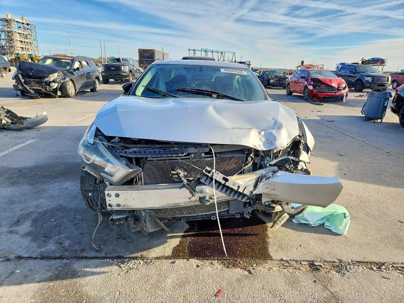 Photo 5 from auction – 2017 NISSAN MAXIMA with VIN 1N4AA6AP4HC431814