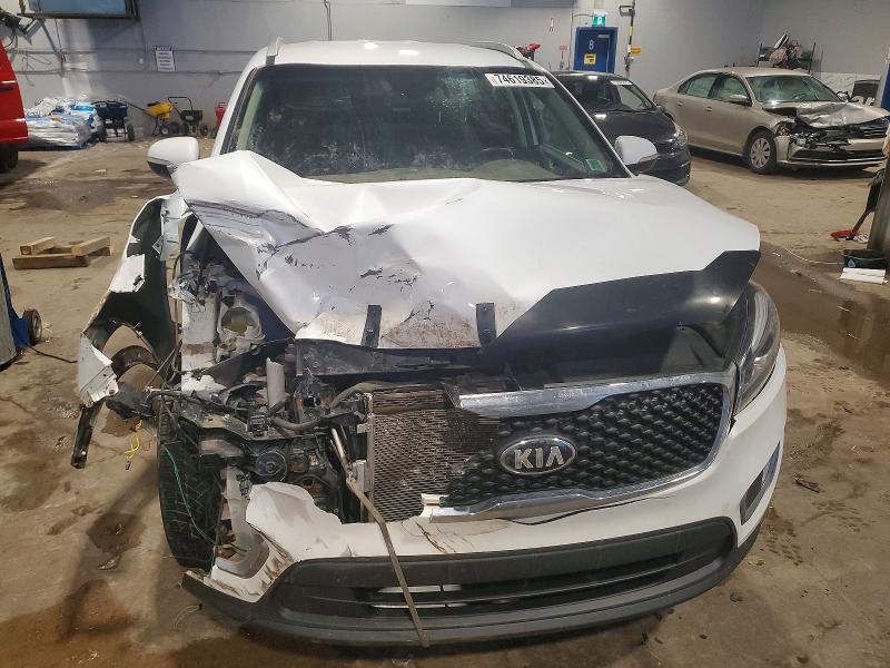 Снимка 5 от търг – 2018 KIA SORENTO LX с VIN 5XYPGDA58JG360883