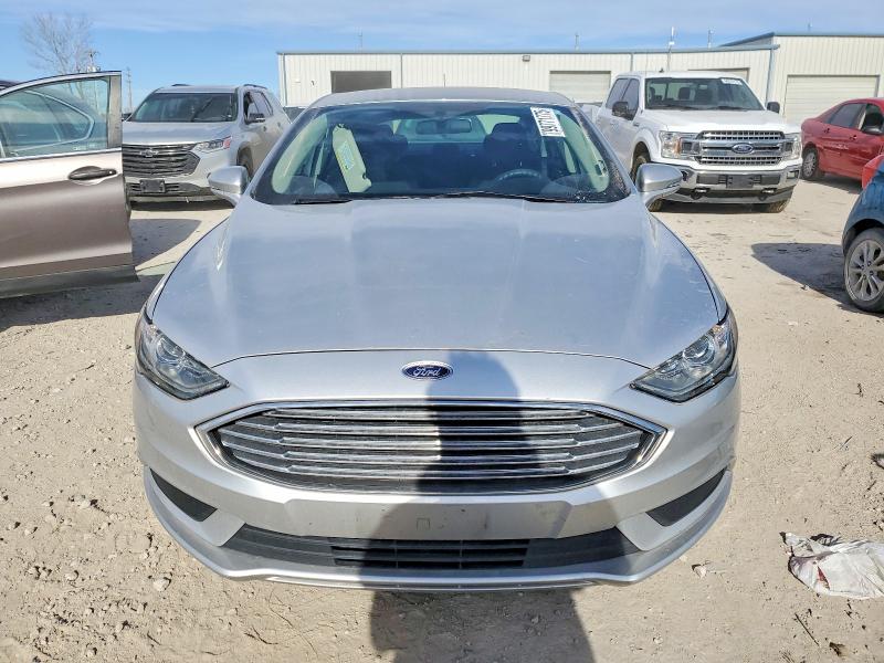 Photo 5 from auction – 2017 FORD FUSION SE with VIN 3FA6P0H7XHR199969