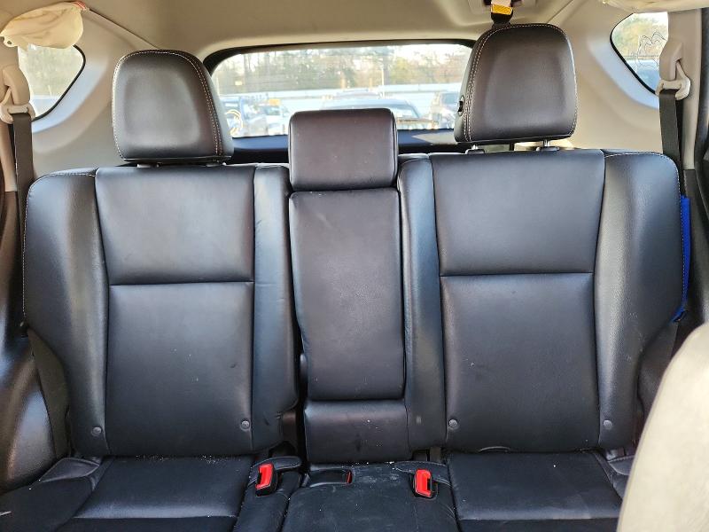 Photo 10 from auction – 2015 TOYOTA RAV4 LIMIT with VIN 2T3DFREV4FW360949