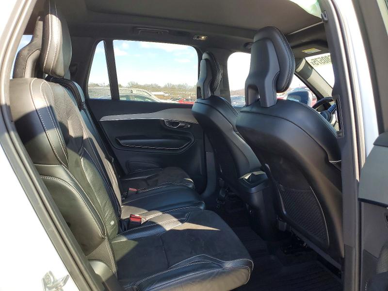 Photo 11 from auction – 2018 VOLVO XC90 with VIN YV4102KM0J1322856