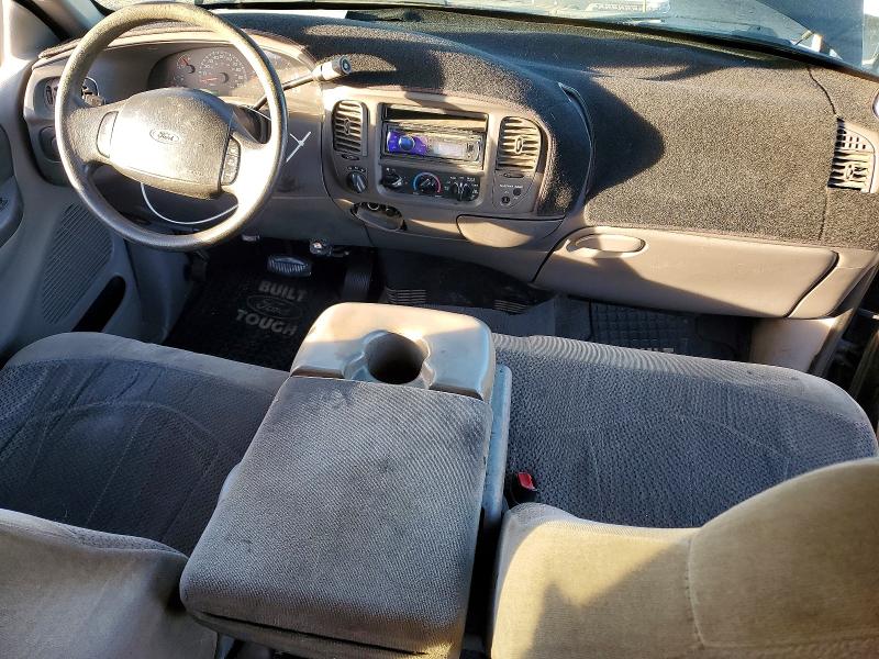 Photo 8 from auction – 2000 FORD F150 with VIN 1FTRX18L1YKA51241