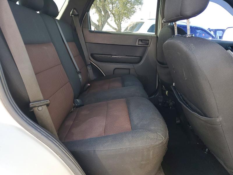 Photo 11 from auction – 2008 FORD ESCAPE XLT with VIN 1FMCU03118KA46552