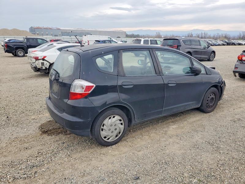 Photo 3 from auction – 2011 HONDA FIT with VIN JHMGE8H33BC028808