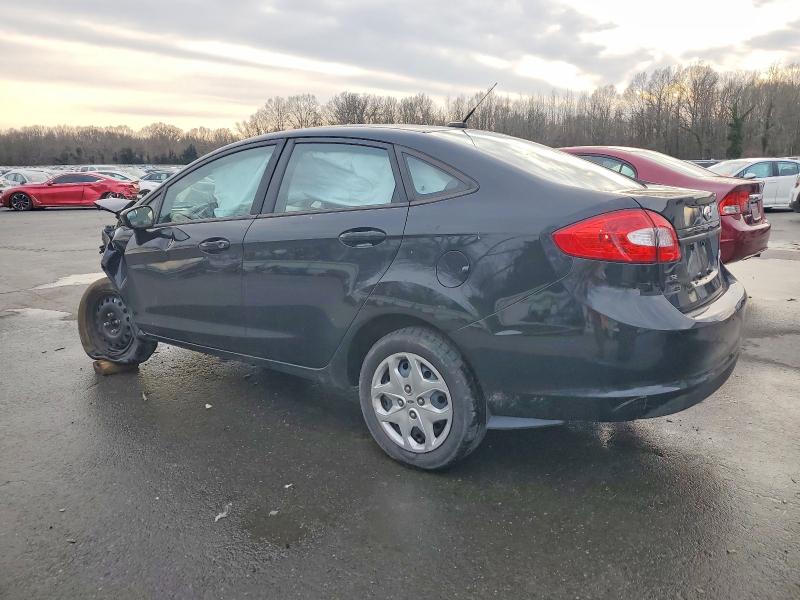 Photo 2 from auction – 2011 FORD FIESTA with VIN 3FADP4BJ3BM240403