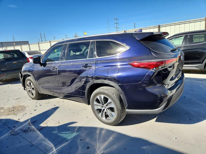 Photo 2 from auction – 2021 TOYOTA HIGHLANDER with VIN 5TDGZRAH9MS088174