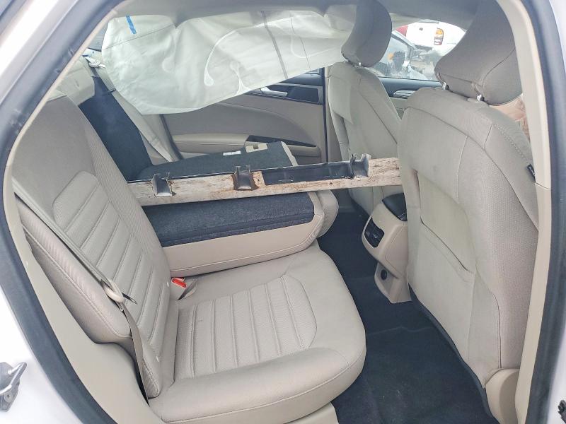 Photo 10 from auction – 2017 FORD FUSION with VIN 3FA6P0H7XHR222201