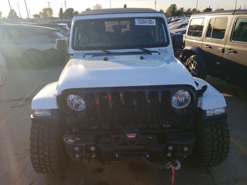 Photo 5 from auction – 2023 JEEP GLADIATOR with VIN 1C6HJTAG0PL538257