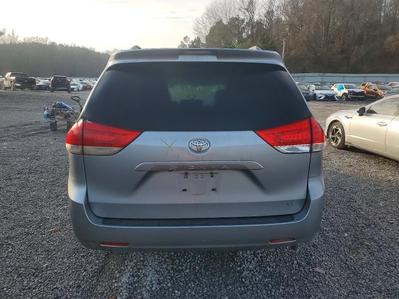 Photo 6 from auction – 2011 TOYOTA SIENNA LE with VIN 5TDKK3DC8BS166274