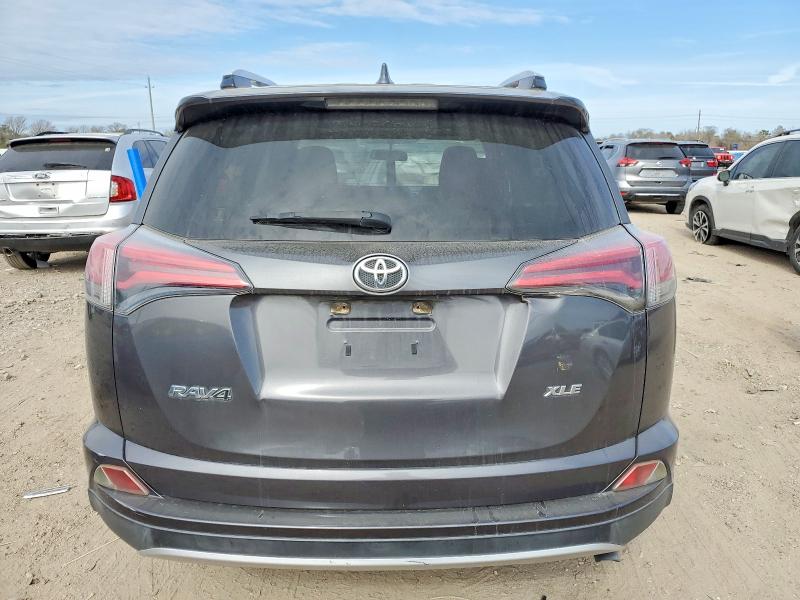 Photo 6 from auction – 2016 TOYOTA RAV4 with VIN JTMWFREVXGJ082714