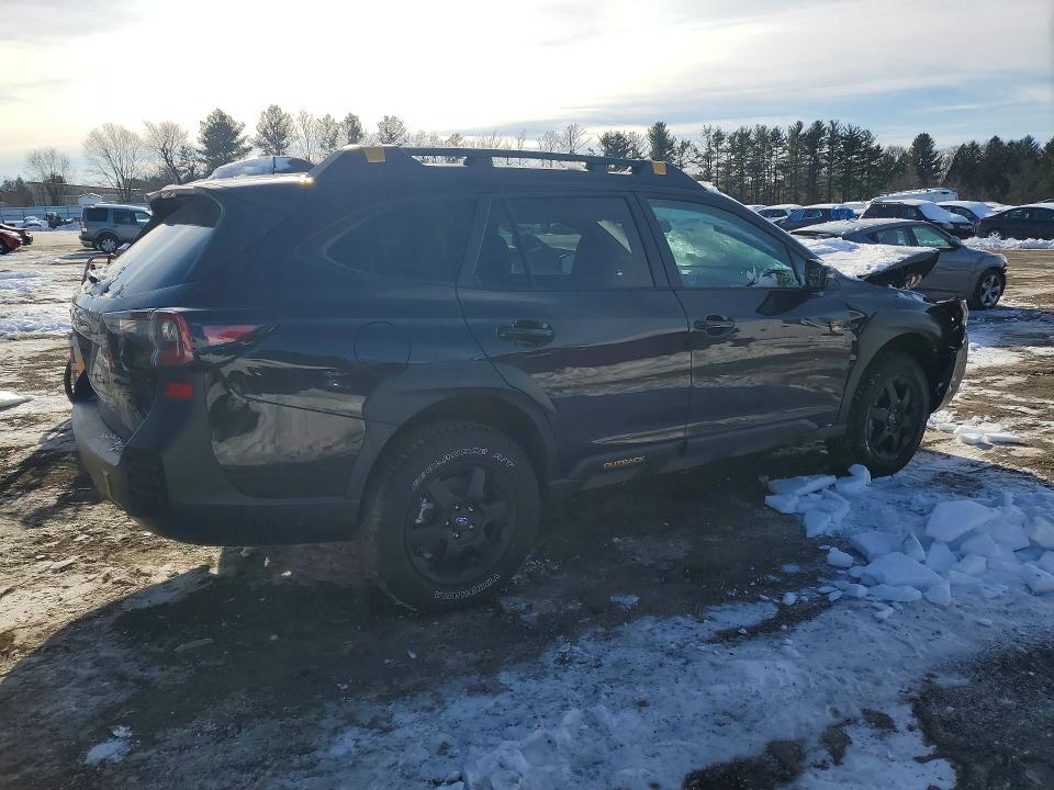 Photo 3 from auction – 2025 SUBARU OUTBACK with VIN 4S4BTGUD4S3317881