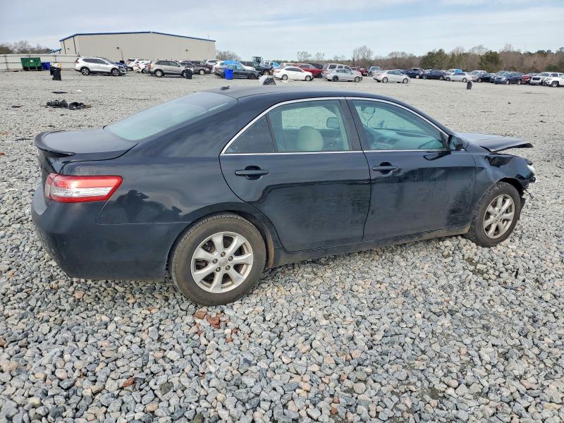 Photo 3 from auction – 2011 TOYOTA CAMRY with VIN 4T1BF3EK5BU118622