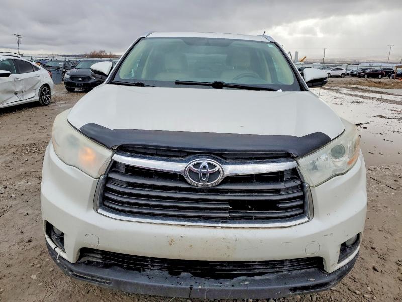 Photo 5 from auction – 2014 TOYOTA HIGHLANDER with VIN 5TDJKRFH2ES041007