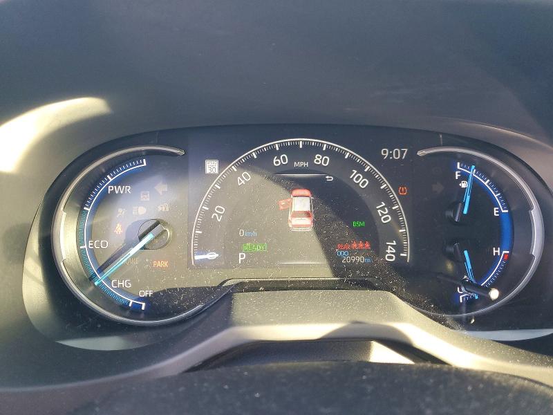 Photo 9 from auction – 2024 TOYOTA RAV4 with VIN JTMRWRFV4RJ062165
