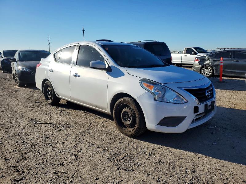Photo 4 from auction – 2017 NISSAN VERSA S with VIN 3N1CN7AP5HL842773