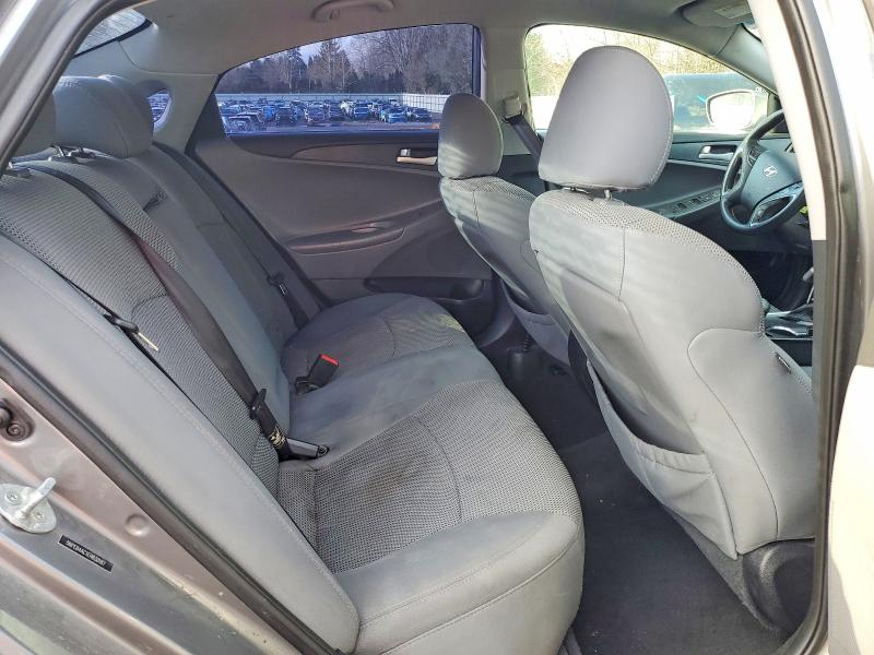 Photo 10 from auction – 2014 HYUNDAI SONATA with VIN 5NPEB4AC1EH830187