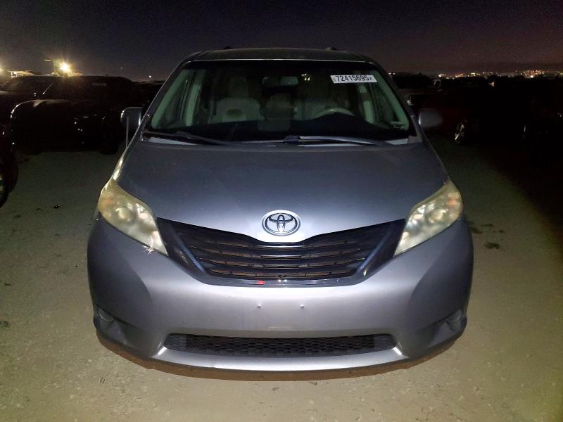 Photo 5 from auction – 2013 TOYOTA SIENNA with VIN 5TDKK3DC2DS317791