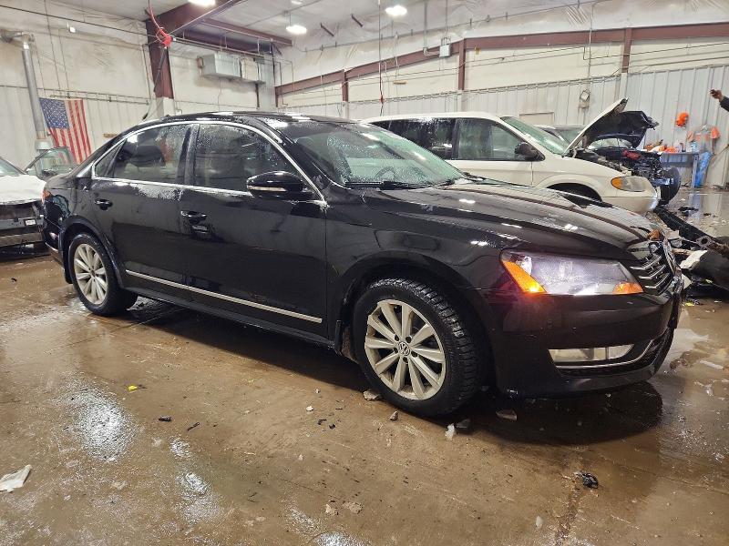 Photo 4 from auction – 2012 VOLKSWAGEN PASSAT SEL with VIN 1VWCP7A36CC030257