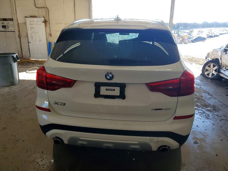 Photo 6 from auction – 2018 BMW X3 XDRIVE3 with VIN 5UXTR9C58JLD68507