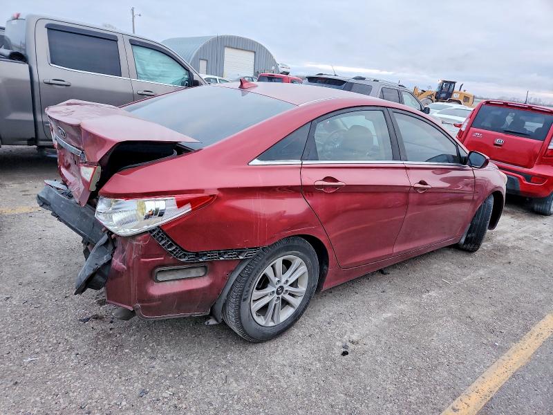 Photo 3 from auction – 2012 HYUNDAI SONATA with VIN 5NPEB4AC9CH480417