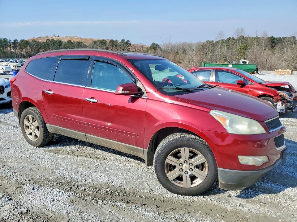 Photo 4 from auction – 2011 CHEVROLET TRAVERSE L with VIN 1GNKRJED9BJ267089