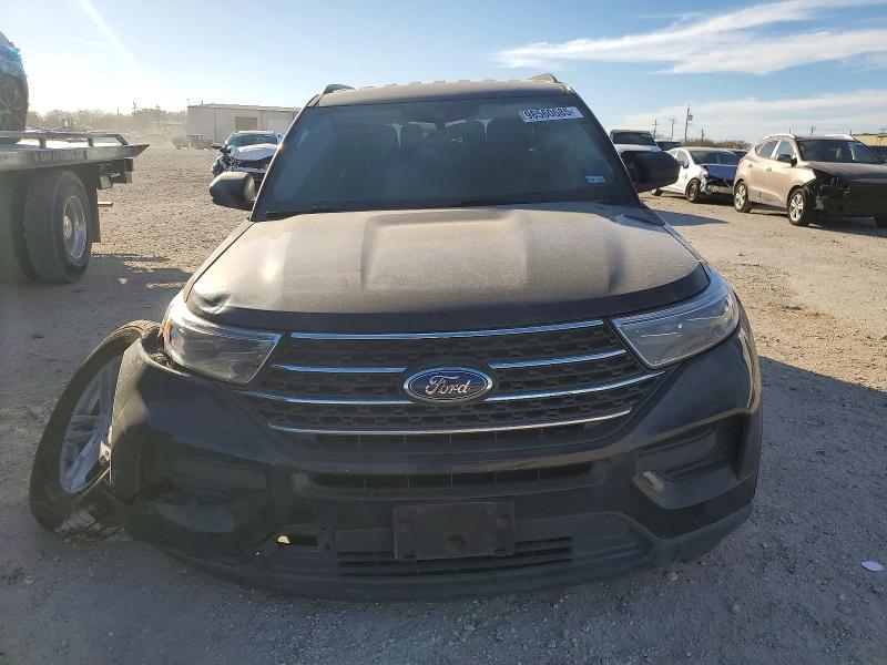 Photo 5 from auction – 2022 FORD EXPLORER with VIN 1FMSK7DH3NGA75782
