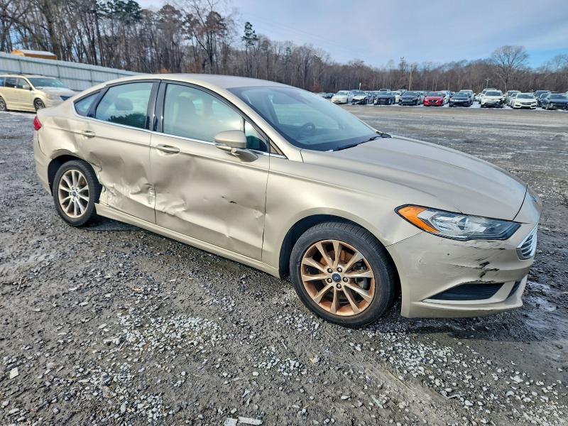 Photo 4 from auction – 2017 FORD FUSION with VIN 3FA6P0H73HR370139